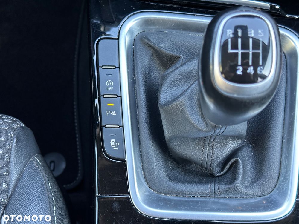 Kia Ceed 1.4 T-GDI OPF GT Line - 23