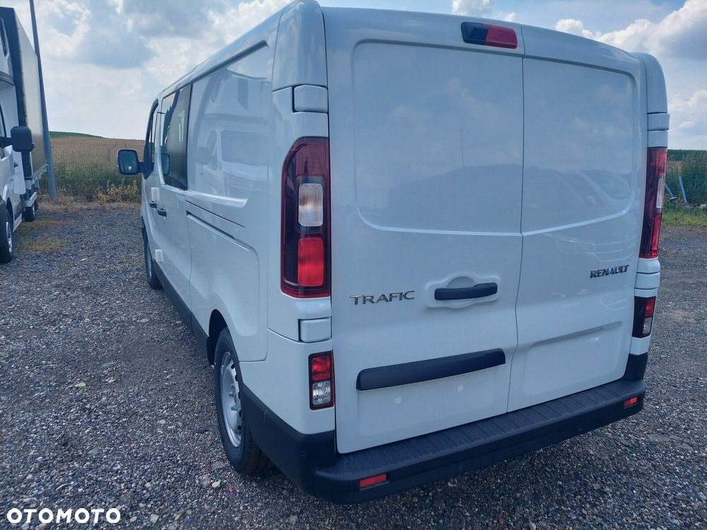 Renault Trafic BRYGADÓWKA - 7
