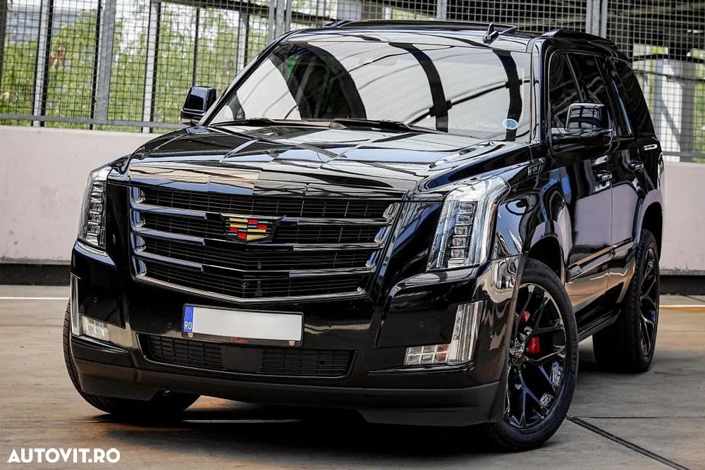 Cadillac Escalade - 2