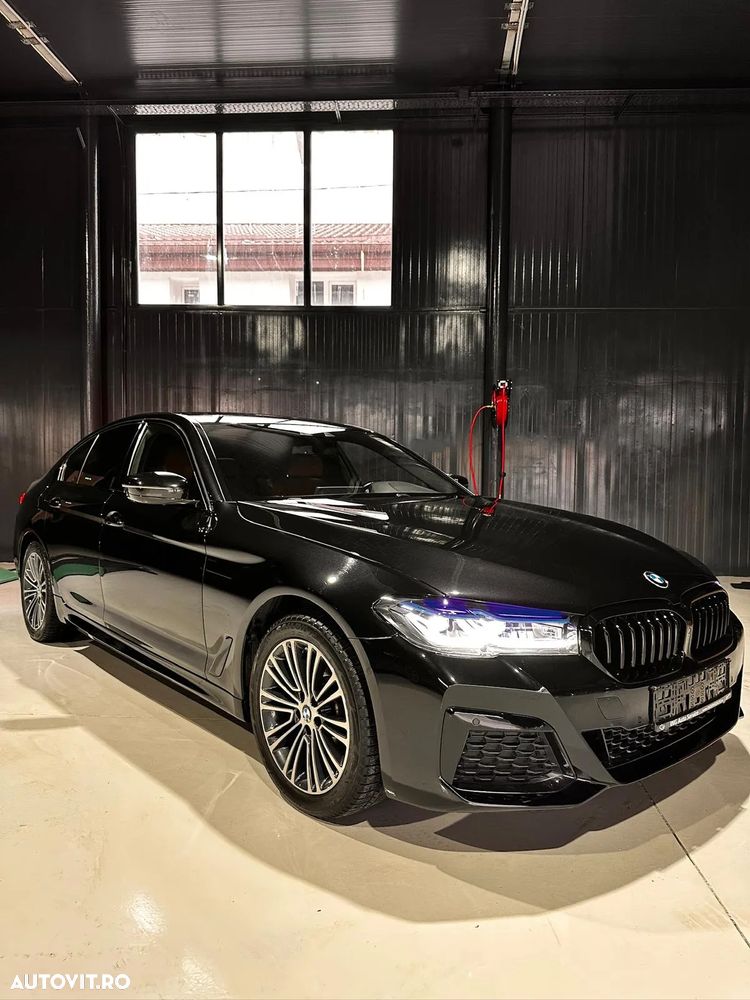 BMW Seria 5 520i Aut. Sport Line - 2