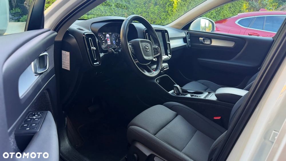 Volvo XC 40 T3 Geartronic Momentum Core - 15