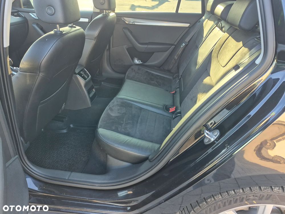 Skoda Octavia 2.0 TDI Style - 6
