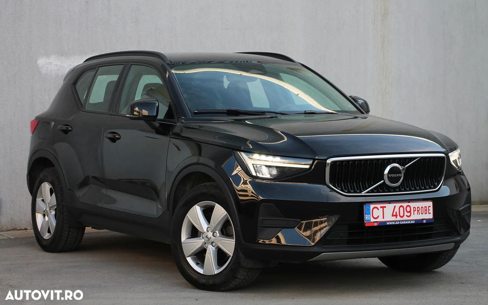 Volvo XC 40 B4 AT8 Mild Hybrid Momentum Pro - 7