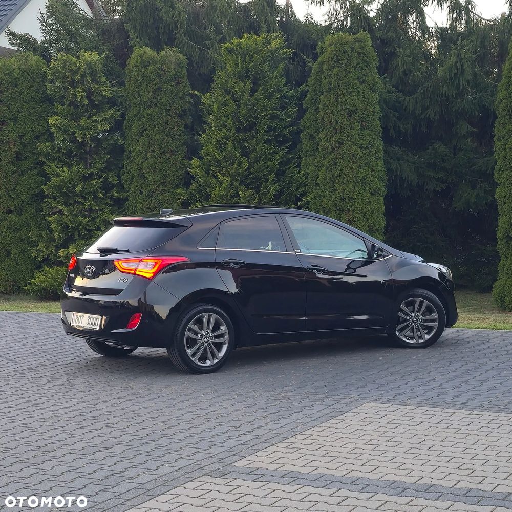 Hyundai i30 blue 1.6 GDI Passion - 29