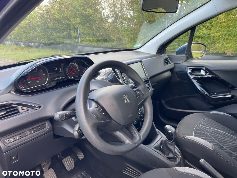 Peugeot 208 - 20