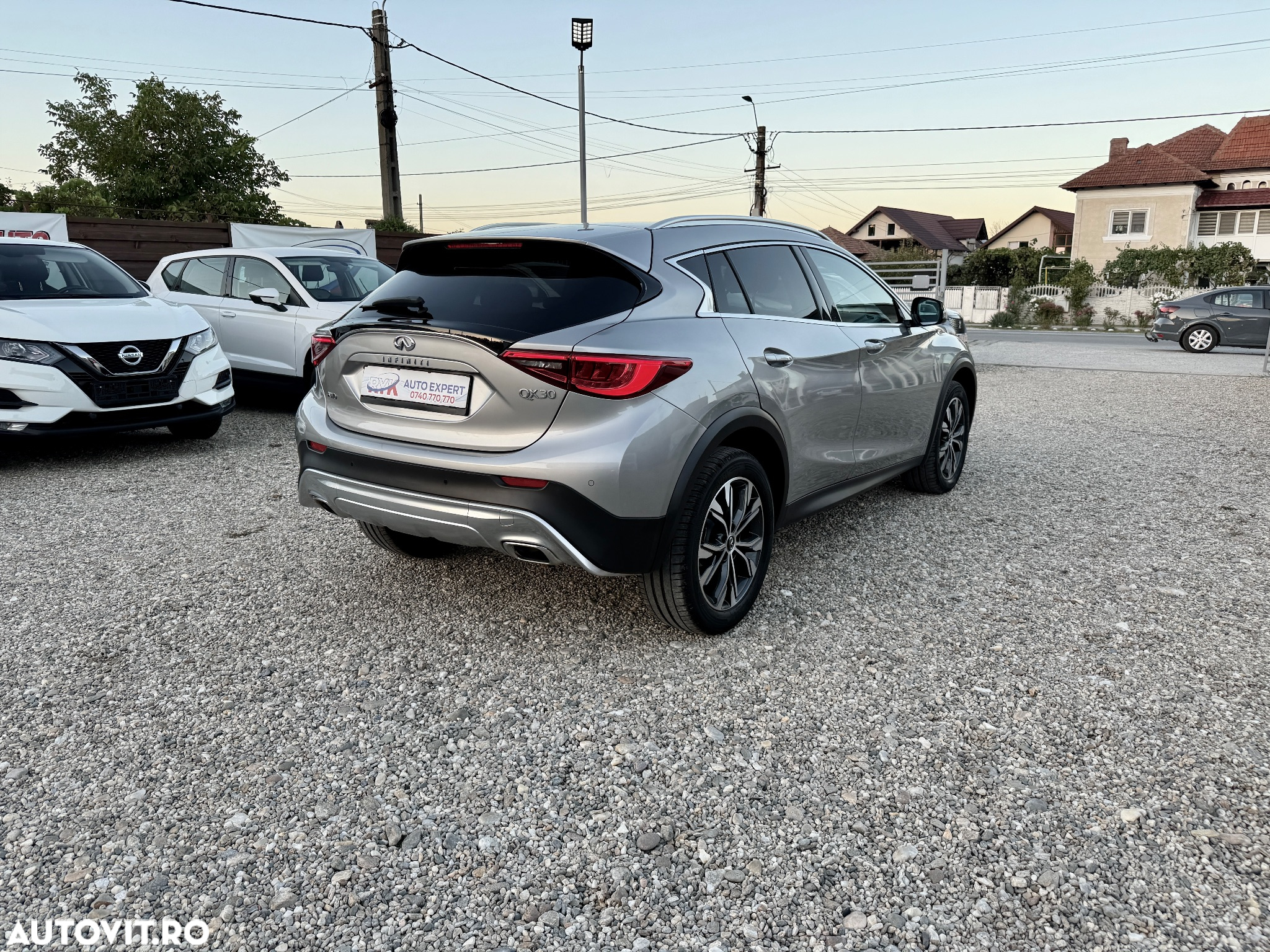 Infiniti QX30 2.2d DCT AWD Luxe Tech - 5