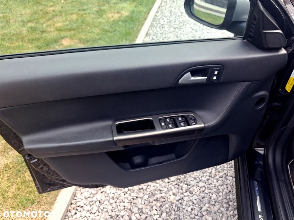 Volvo V50 2.4 RDesign - 29