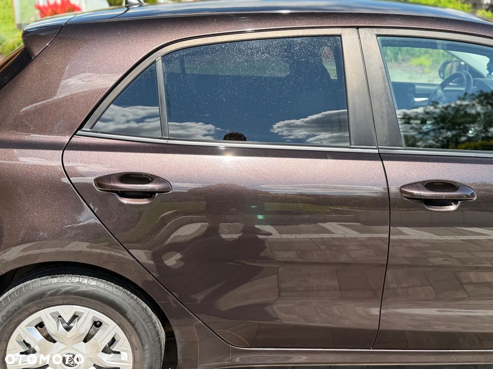 Kia Rio 1.2 Spirit - 31