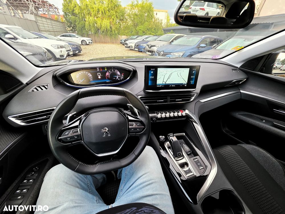 Peugeot 3008 PureTech 130 Stop & Start GPF Allure Pack - 25