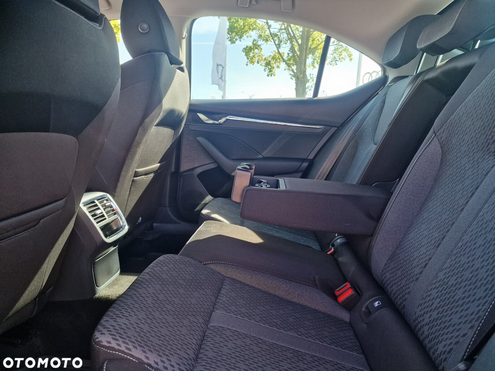 Skoda Octavia 1.5 TSI ACT Style - 12