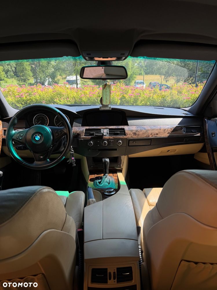 BMW Seria 5 - 10