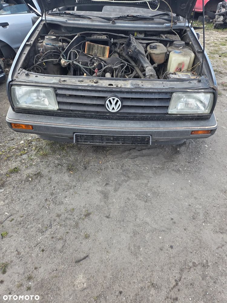 VW GOLF II na części -wąski zderzak, Front Jetta, Blacharka, Silnik - 1