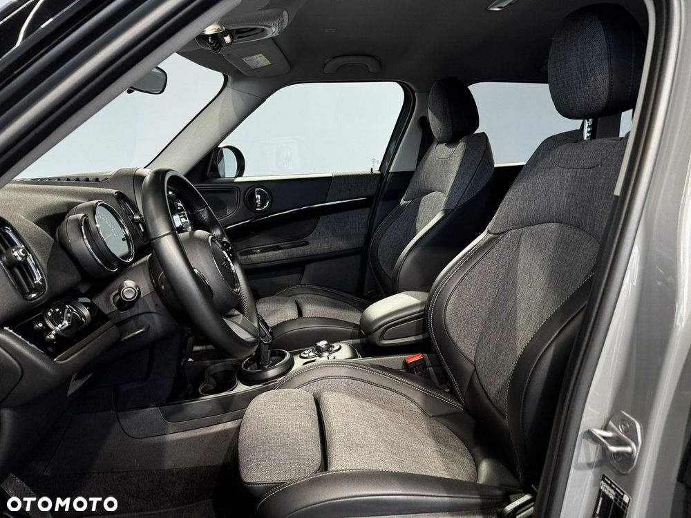 MINI Countryman - 16