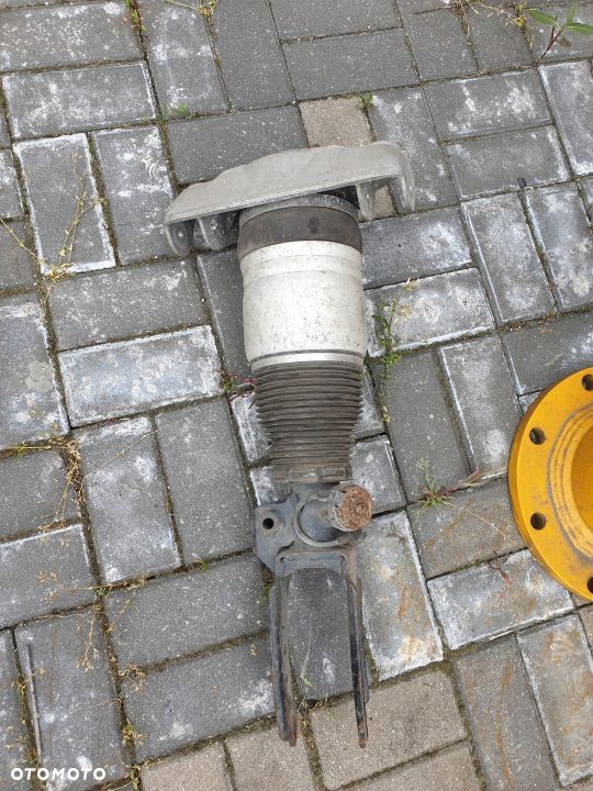 7l8616040b Amortyzator Q7 Touareq Audi VW - 5