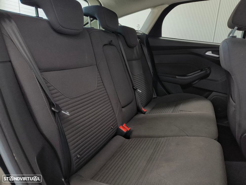 Ford Focus 1.5 TDCi Titanium - 18