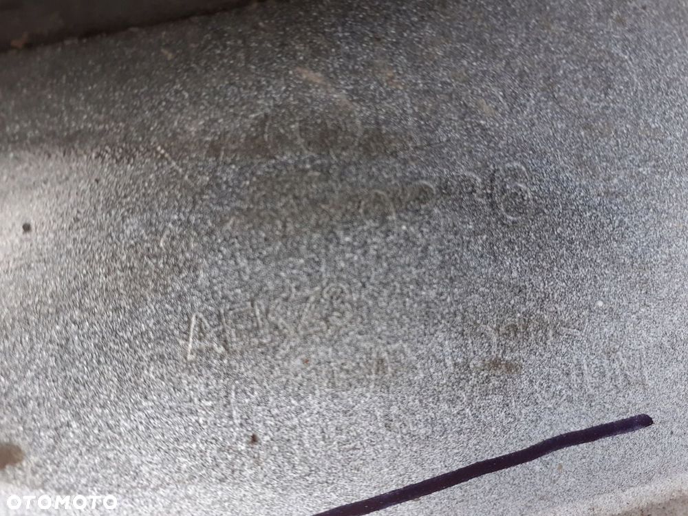 Zderzak tylny Volvo XC40 kompletny 17-21r 31449333 - 6