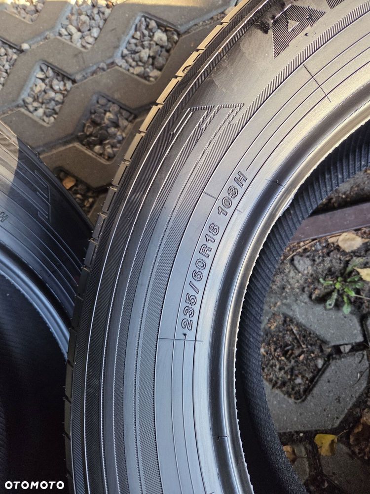 opony nowe 235/60R18 Yokohama ADVAN V61 - 6