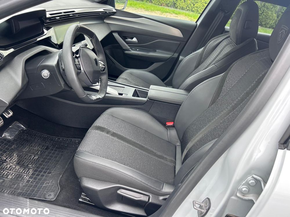 Peugeot 308 - 13