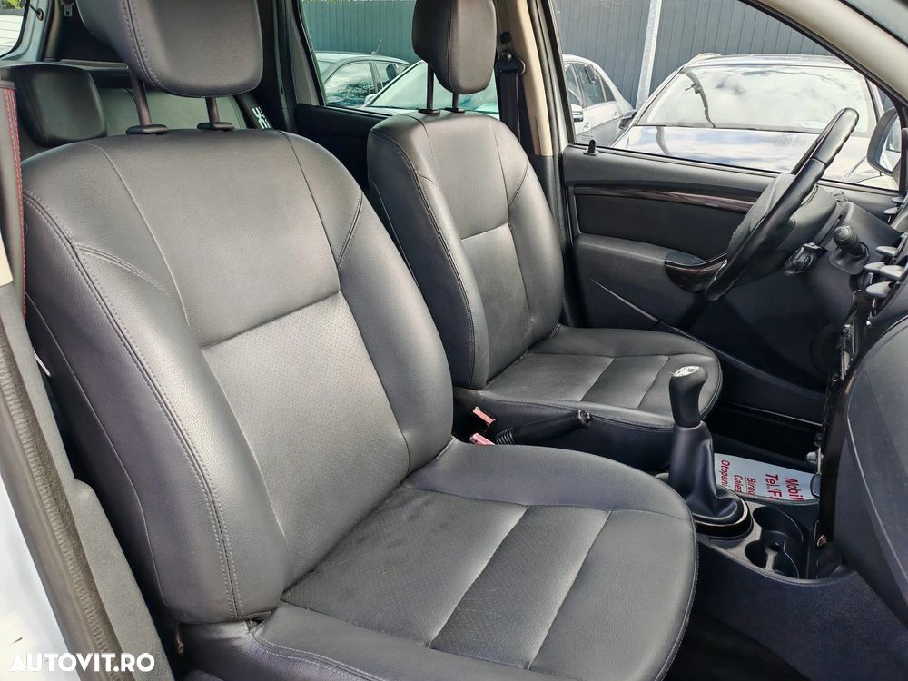 Dacia Duster 1.6 16V 4x2 Laureate - 6