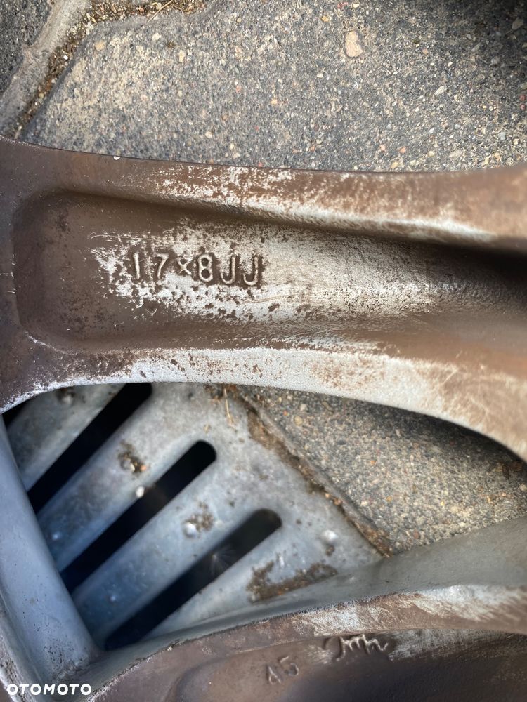 Koła aluminiowe 17’ toyota Lexus  225/45/17 - 13