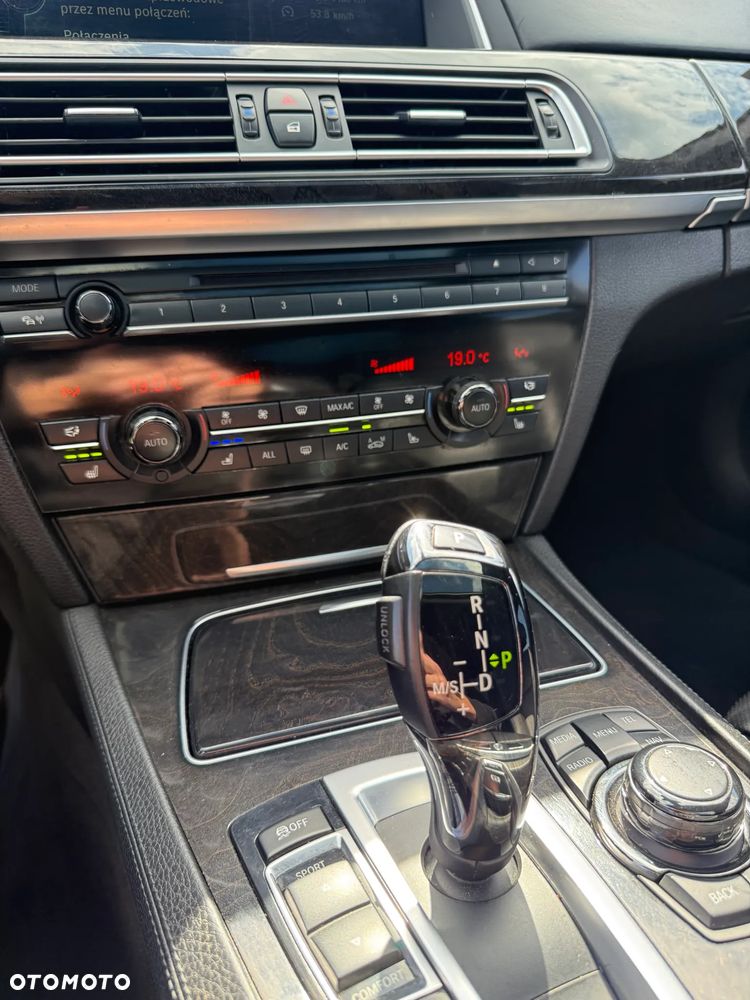 BMW Seria 7 730d xDrive - 10