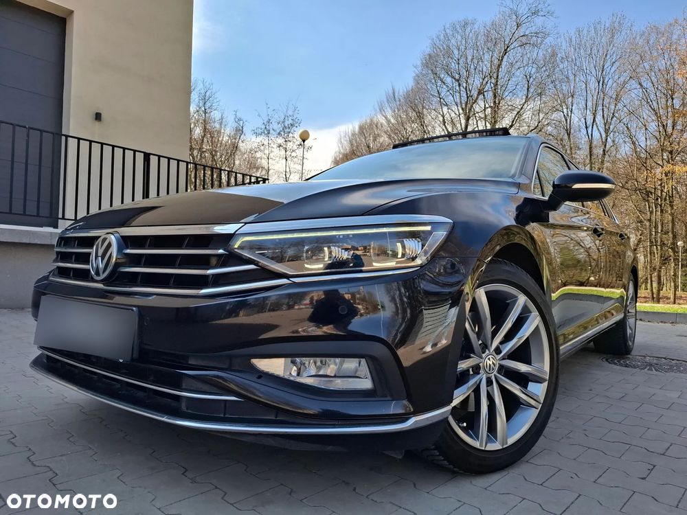 Volkswagen Passat 2.0 TDI SCR DSG Elegance - 1
