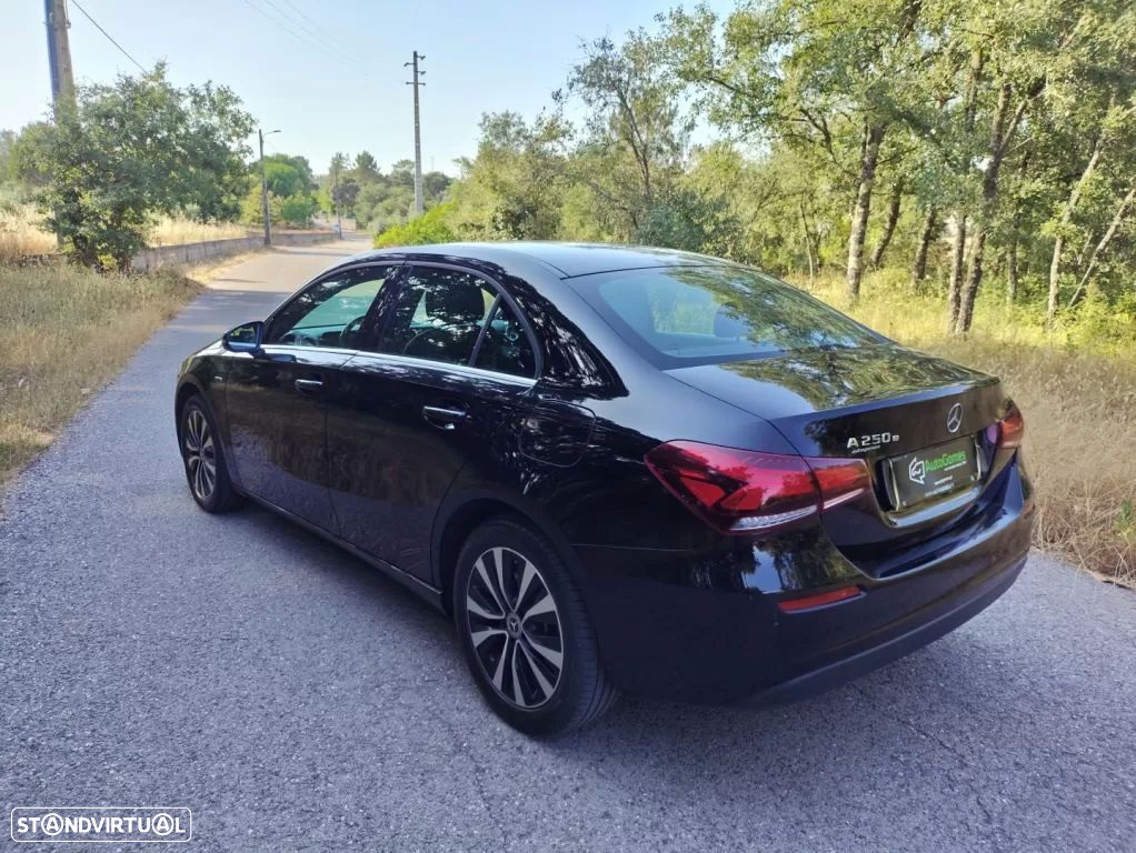 Mercedes-Benz A 250 Limousine e Progressive - 12