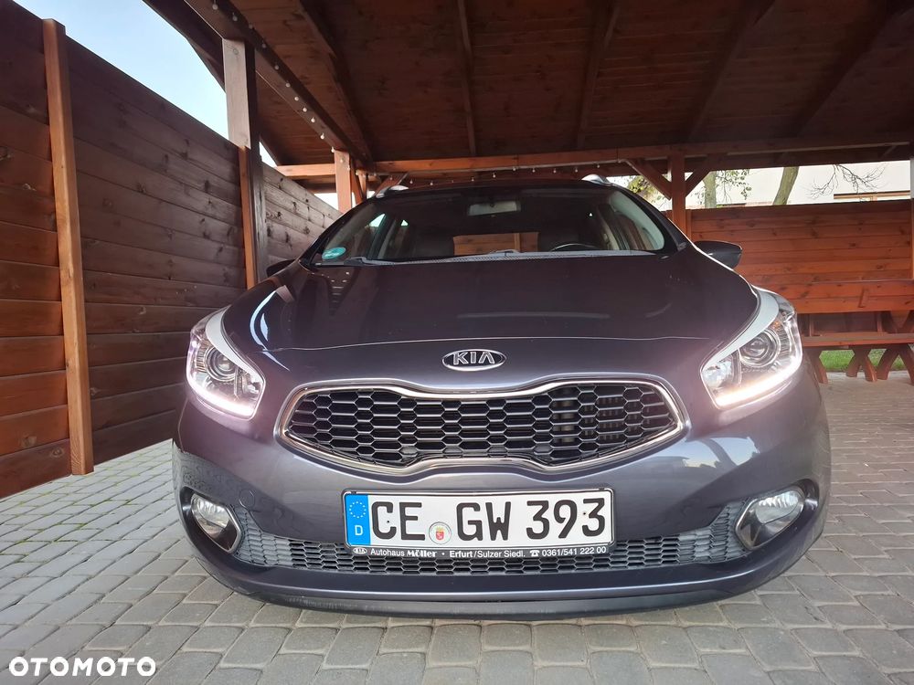 Kia Ceed 2014 photo 4