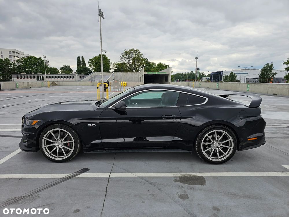Ford Mustang 5.0 V8 Black Edition - 3