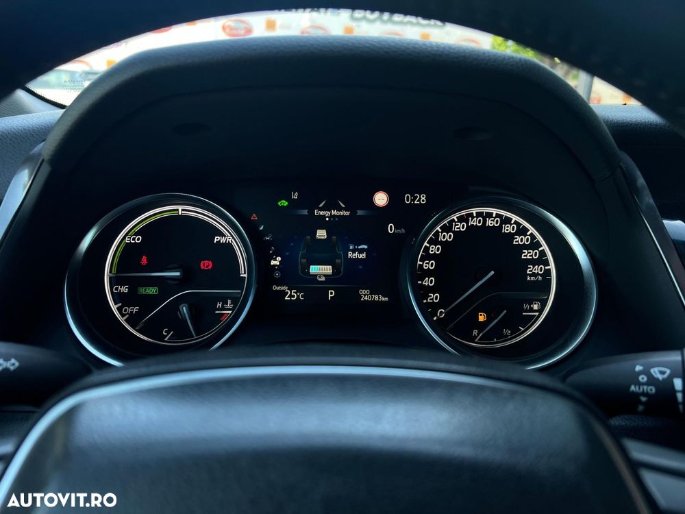 Toyota Camry - 24