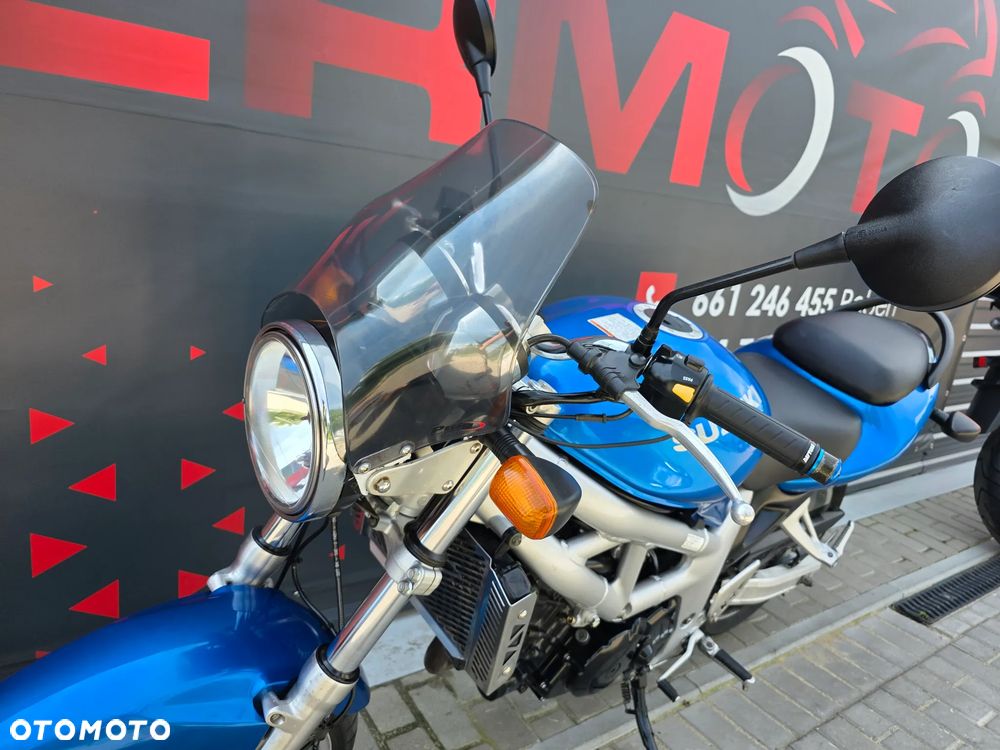 Suzuki SV - 12
