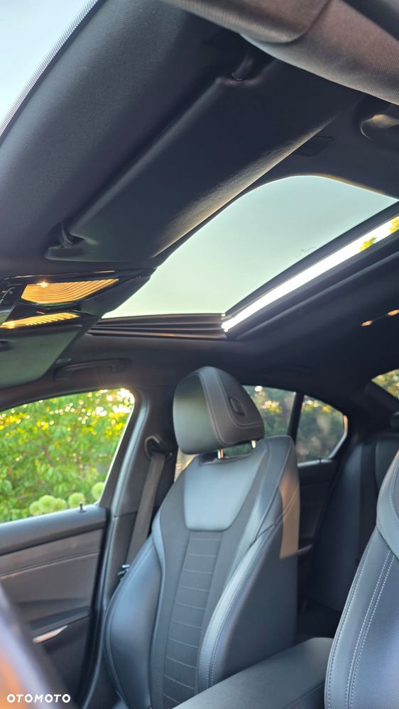 BMW Seria 3 320d - 11