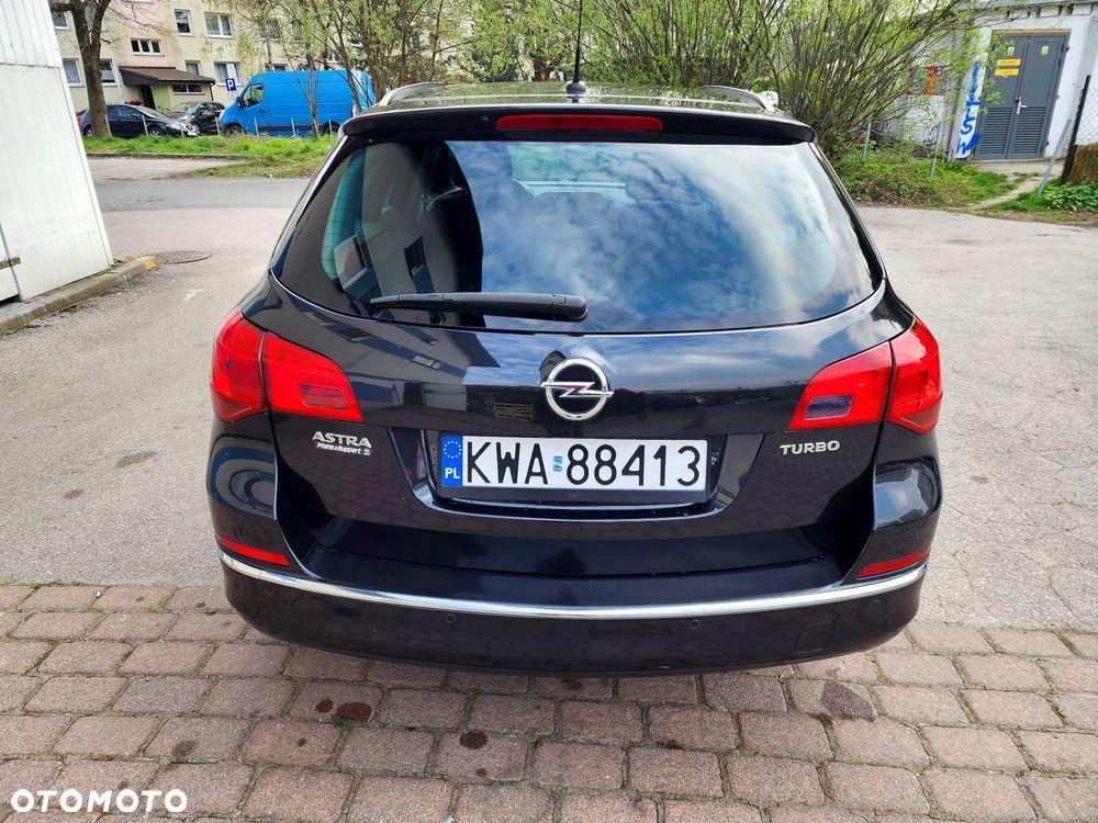 Opel Astra 1.4 Turbo 150 Jahre - 5