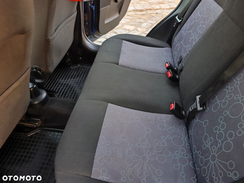 Ford Fiesta - 16