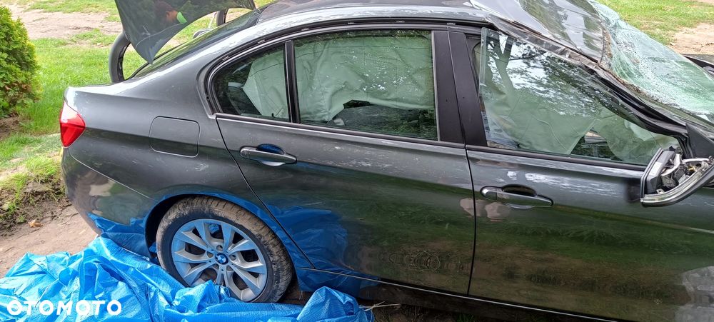 BMW Seria 3 320d Advantage - 38