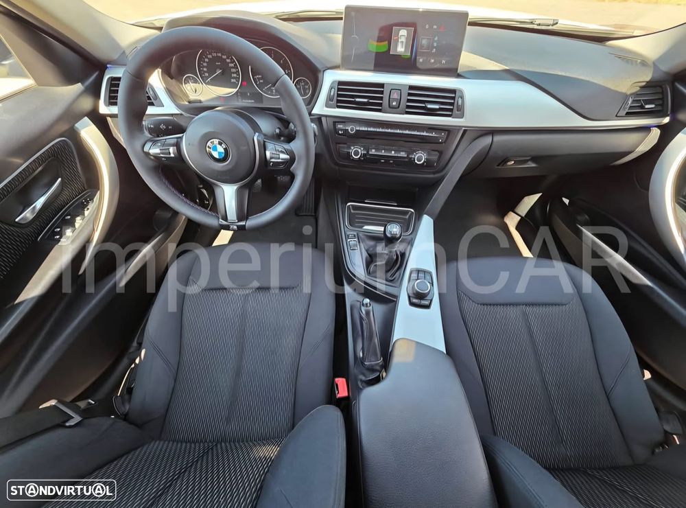 BMW 318 d - 23