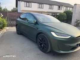 Tesla Model X Plaid - 13