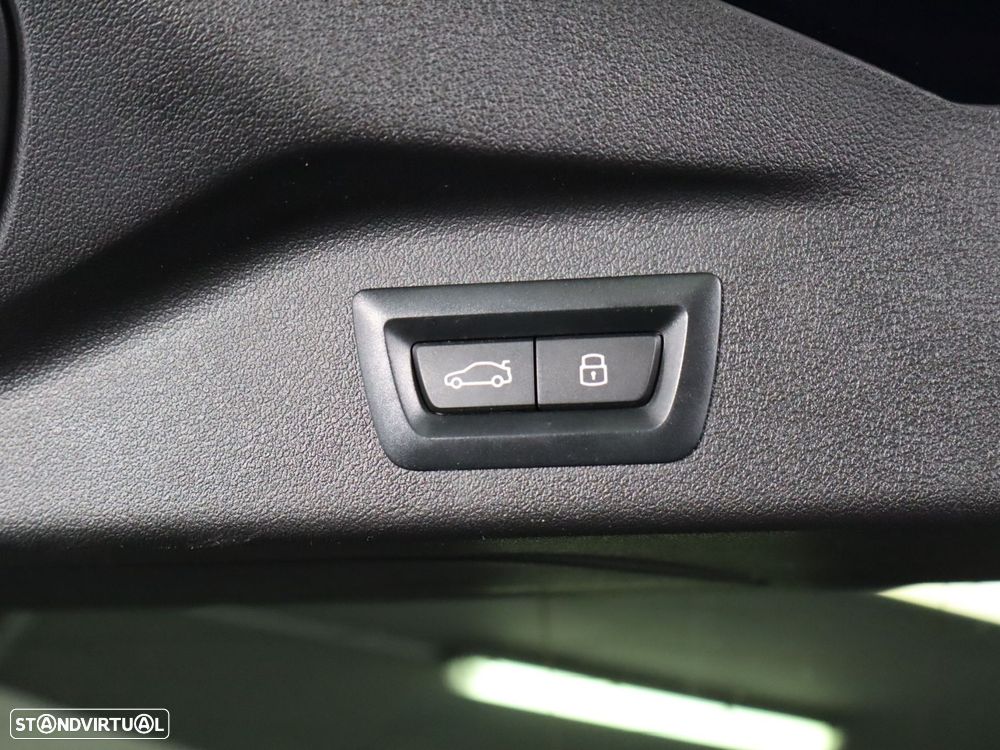 BMW X7 40 d xDrive Pack M Desportivo - 8