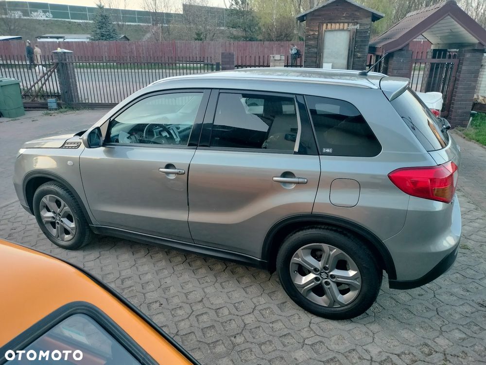Suzuki Vitara 1.6 Comfort 4WD - 2
