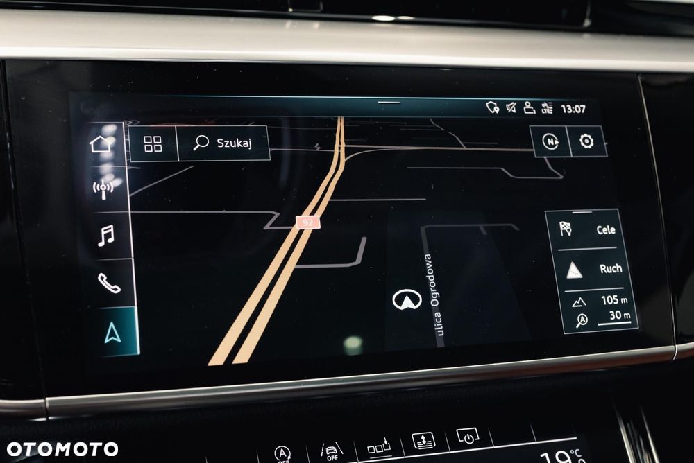 Audi A8 55 TFSI mHEV Quattro Tiptr - 19