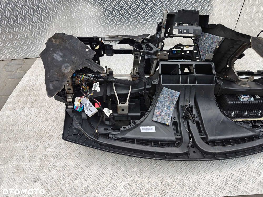 Deska Rozdzielcza Kokpit Peugeot 208 I Generacji Peugeot 2008 I Generacji Oryginał Demontaż EUROPA - 11