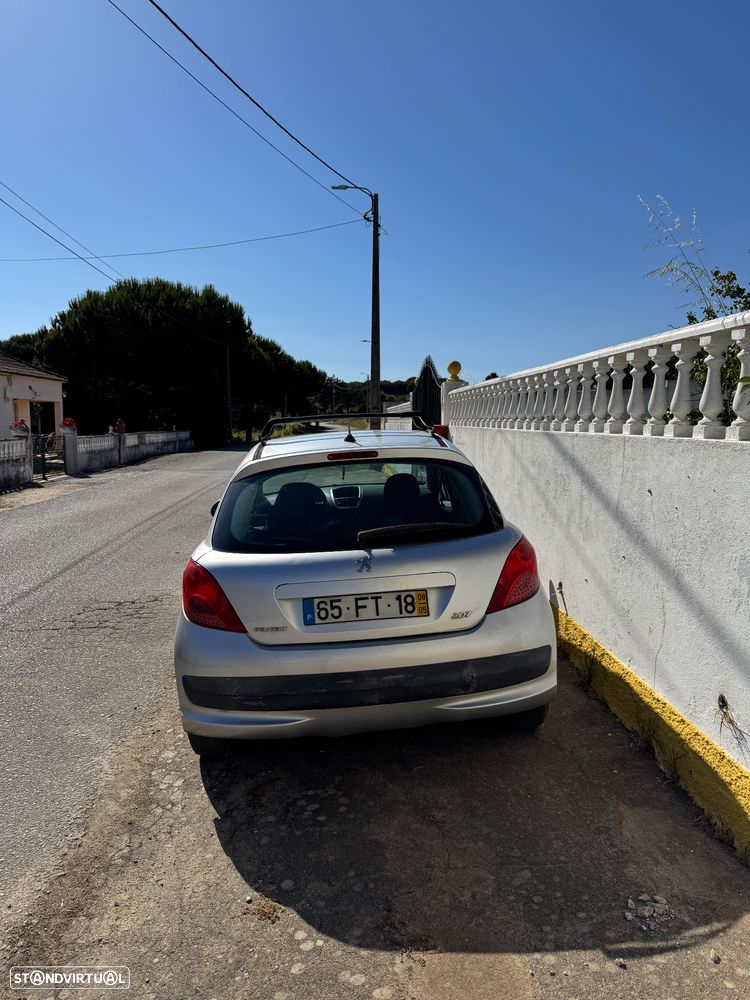 Peugeot 207 1.4 HDi Urban - 4