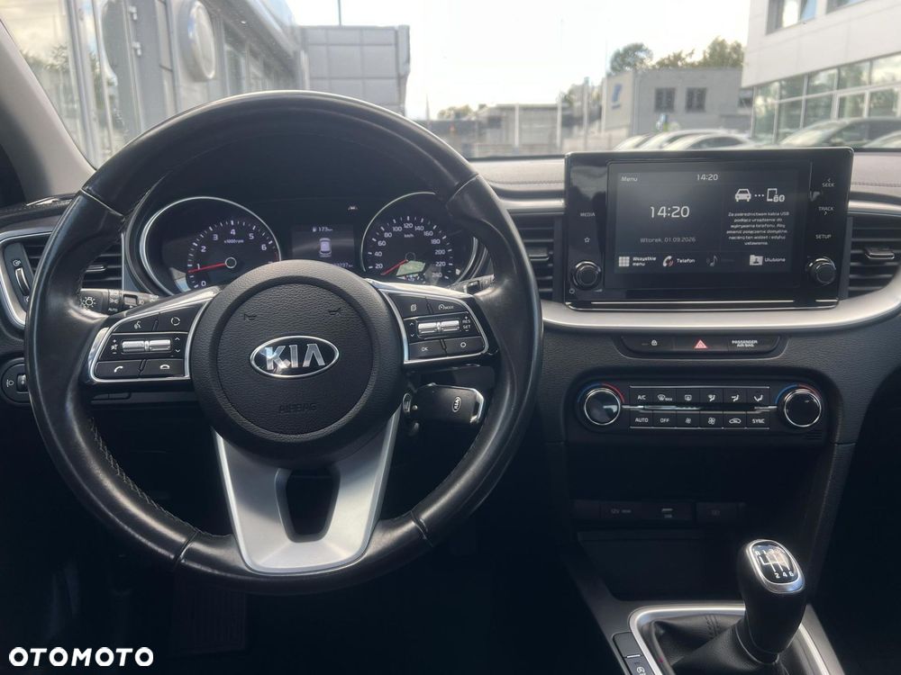 Kia Ceed 1.4 T-GDI M - 14