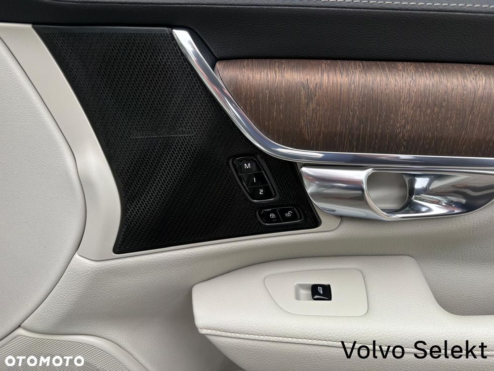 Volvo V90 Cross Country - 17