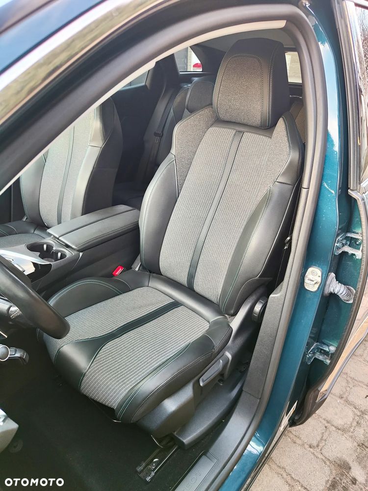 Peugeot 3008 BlueHDi 130 Stop & Start EAT8 Allure - 21