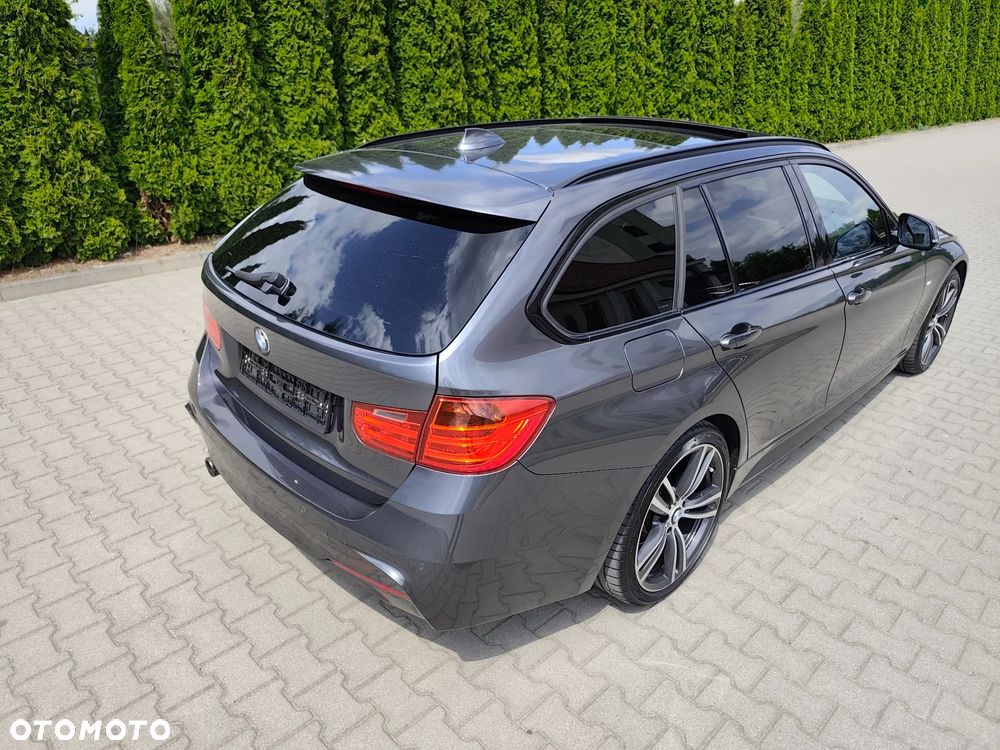 BMW Seria 3 320d xDrive Sport - 12