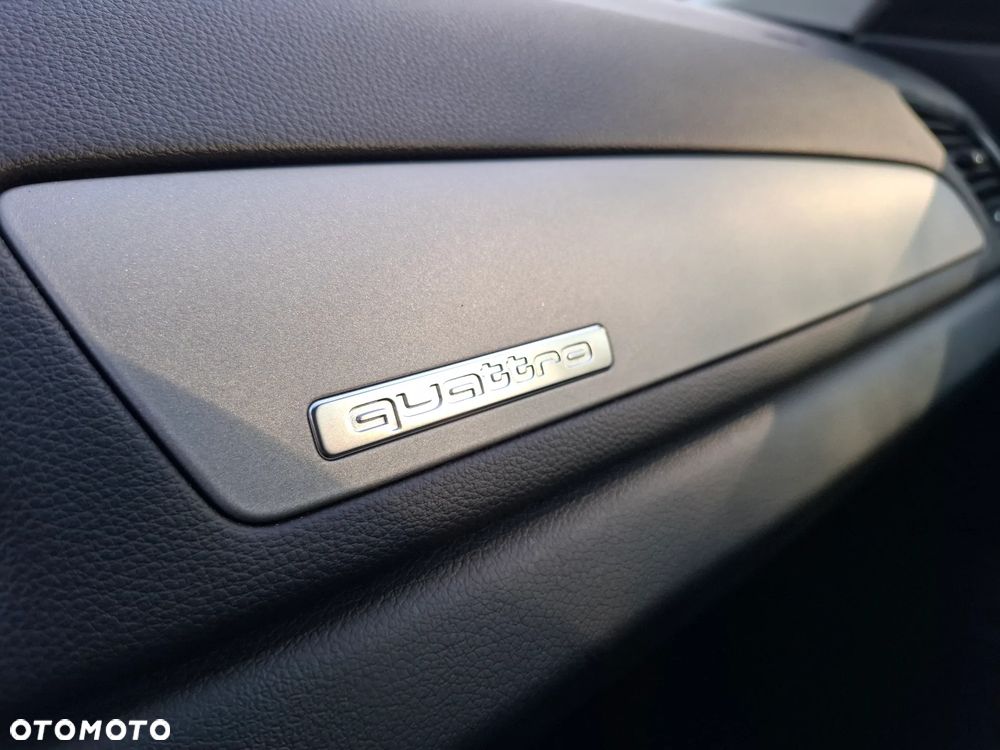 Audi Q3 2.0 TDI Quattro Edycja Specjalna - 23