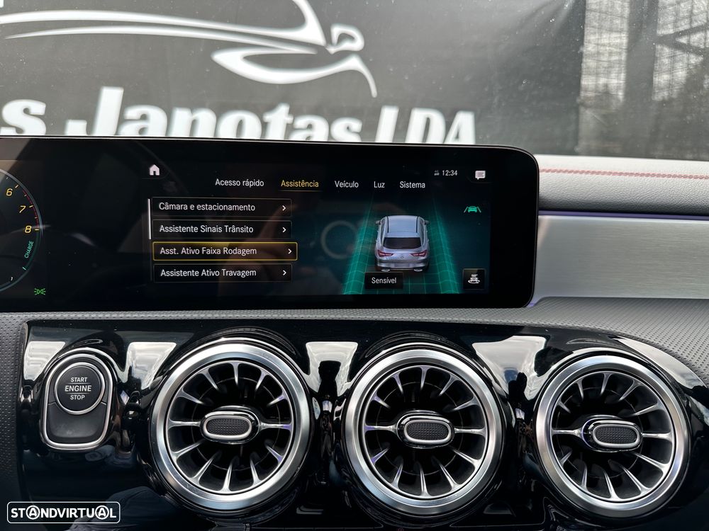 Mercedes-Benz CLA 250 e 8G-DCT AMG Line Advanced Plus - 32