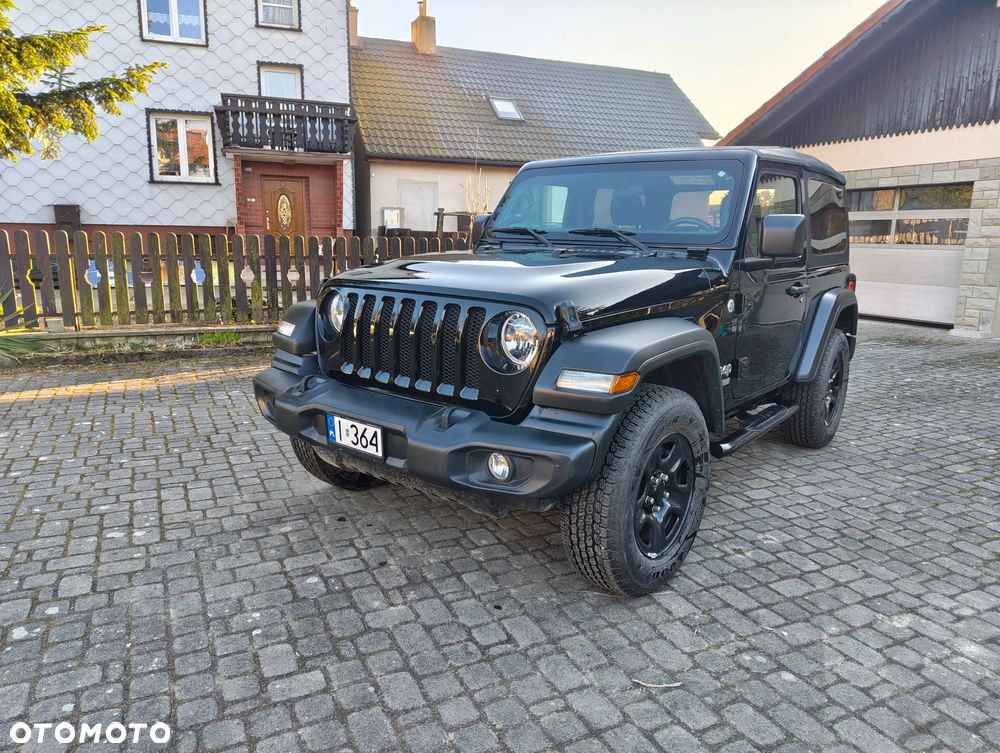 Jeep Wrangler - 12