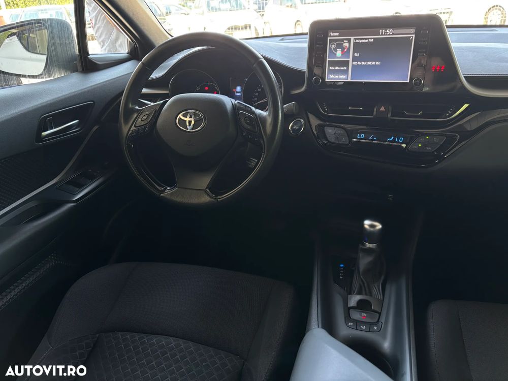 Toyota C-HR - 14